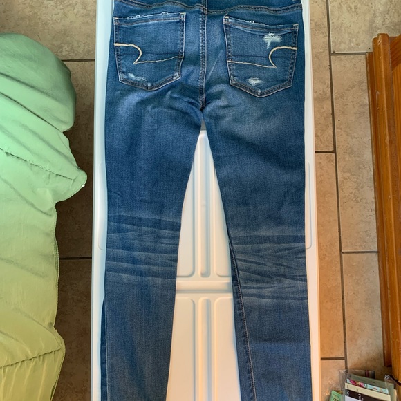 AMERICAN EAGLE JEANS USED JUST A FEW TIMES JEGGINGS PERFECT CONDITION 2 - Picture 3 of 6